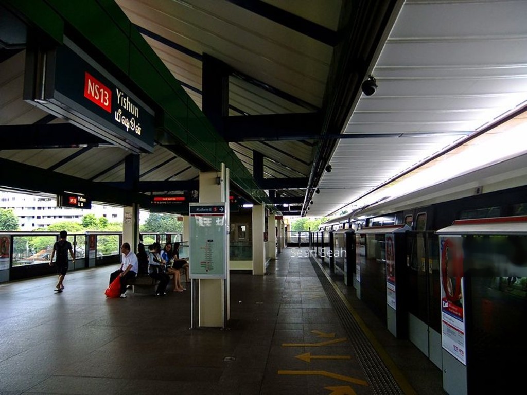 Yishun Avenue 6 thumbnail photo